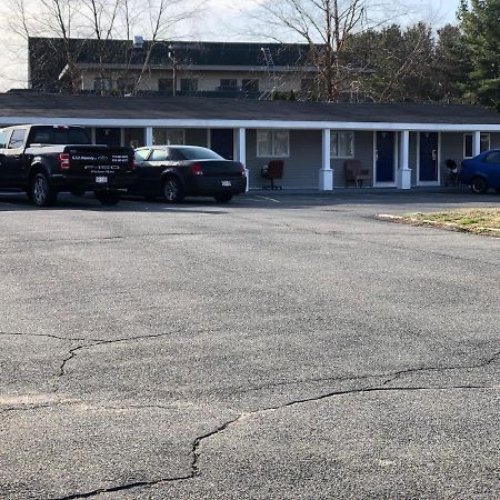 Rosewood Motel East Wareham Bagian luar foto